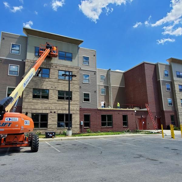 Workers put the finishing touches on Stoney Pointe